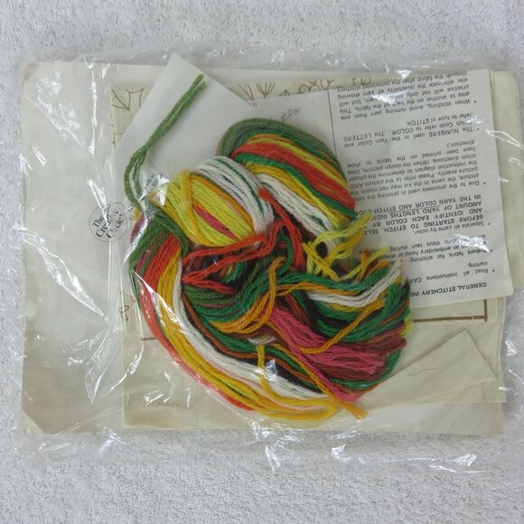 The Creative Circle 0321 Flower Cart Embroidery Kit 12" X 16" New Deadstock - Picture 8 of 10